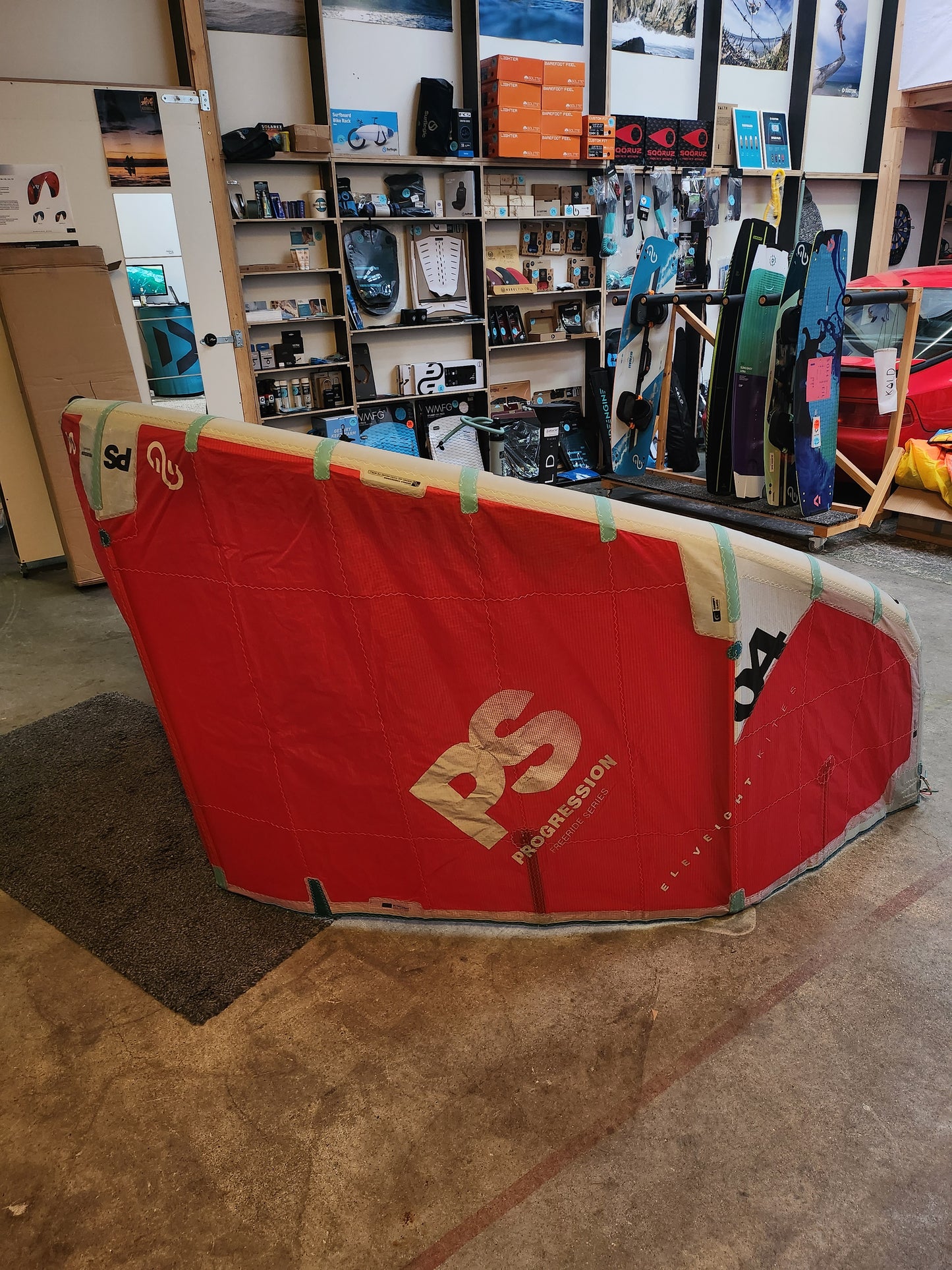 Used Kite 4m Eleveight PS V7