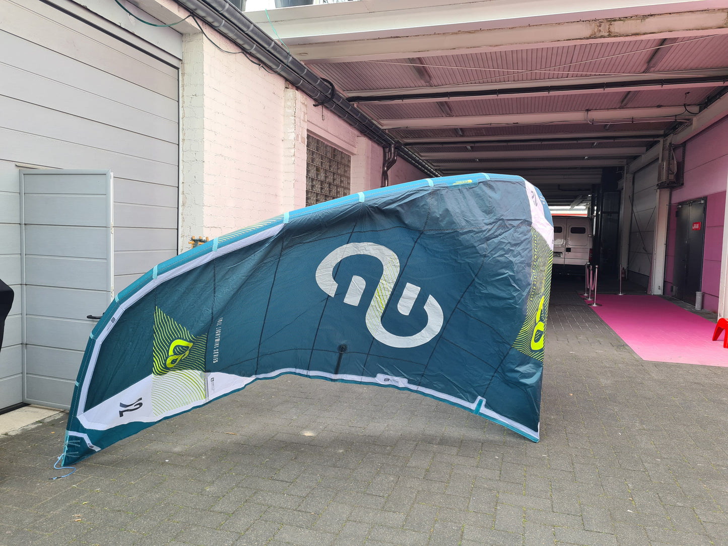 DemoKite Eleveight OS V6 12m