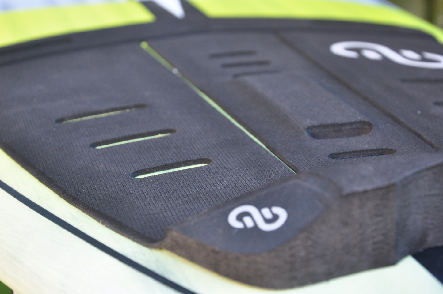 Board Eleveight Escape Pro V1